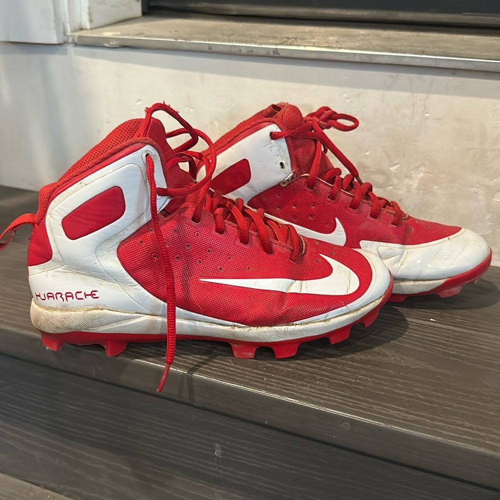 Nike hurache cleats